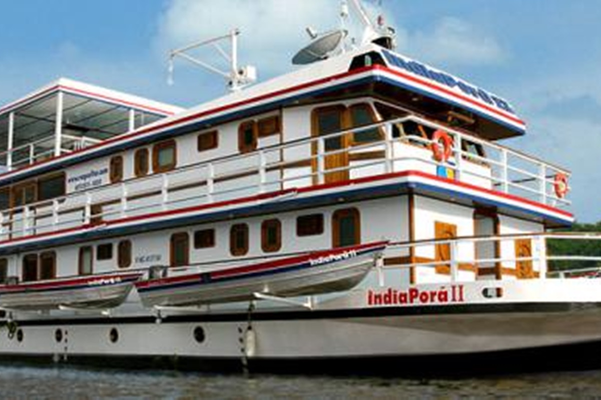 Netuno Barco Hotel Indiaporã - SP