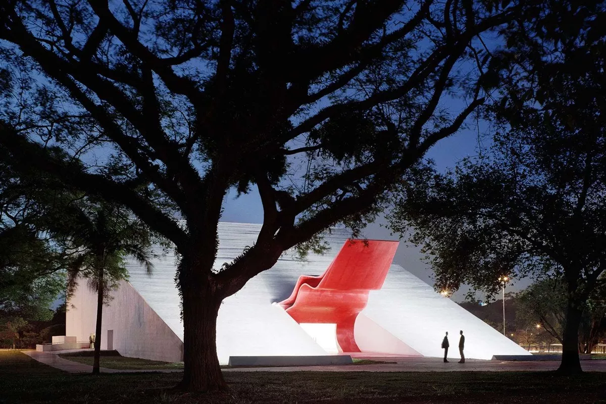 Auditório Ibirapuera - Oscar Niemeyer em São Paulo
