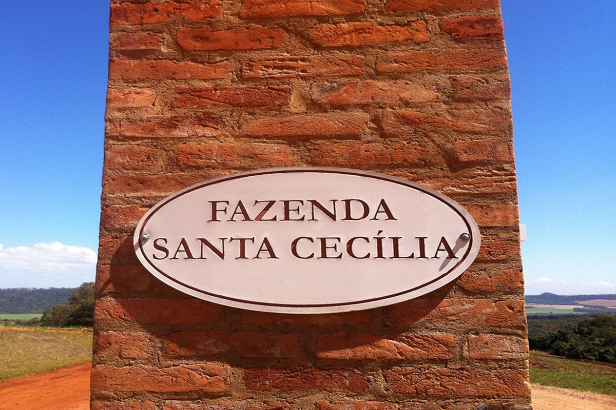 Fazenda Santa Cecília em Cajuru - SP