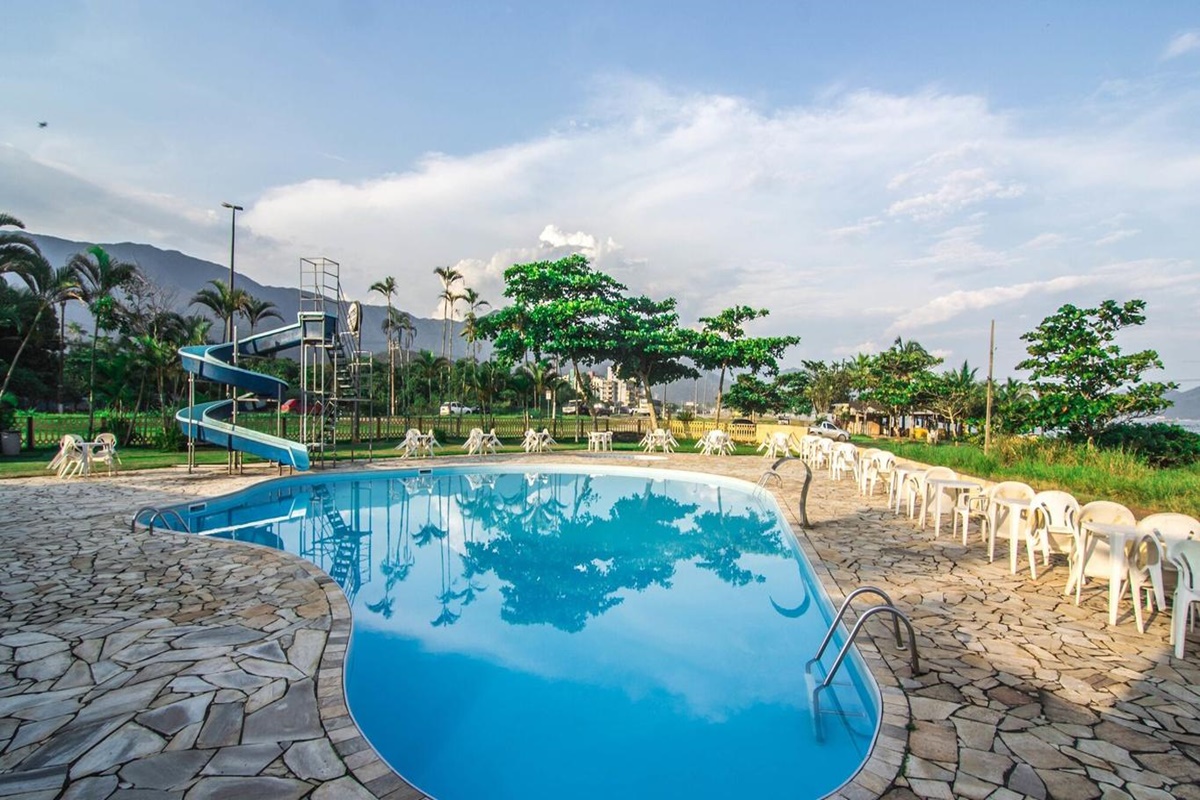Hotel Águas Vivas em Caraguatatuba - SP