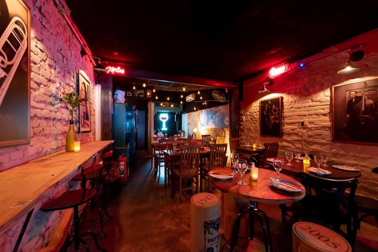 Miles Wine Jazz Bar & Pizzaria em São Paulo Onde Comer em São Paulo SP