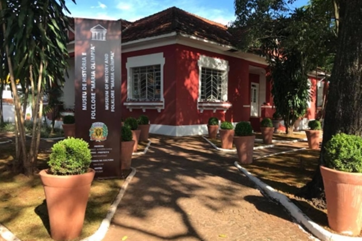 Museu de História e Folclore 